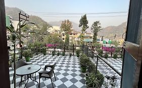 Green Hills Cottage Rishikesh